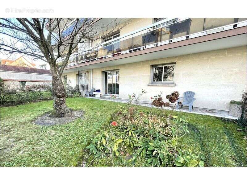 Appartement à LE PERREUX-SUR-MARNE