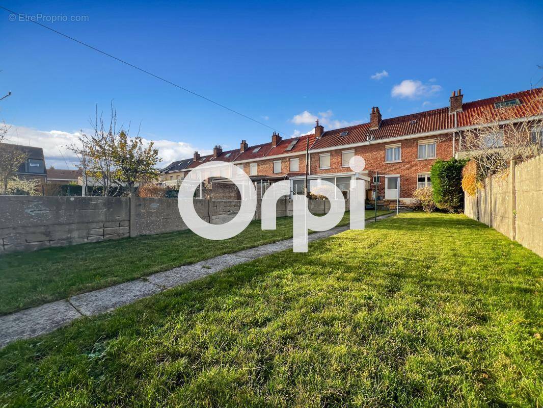 Maison à COUDEKERQUE-BRANCHE