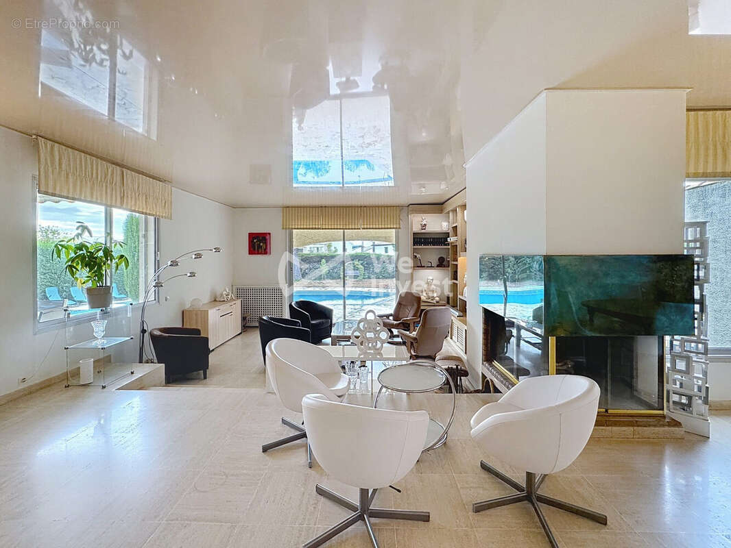 Maison à SAINT-JEAN-DE-VEDAS