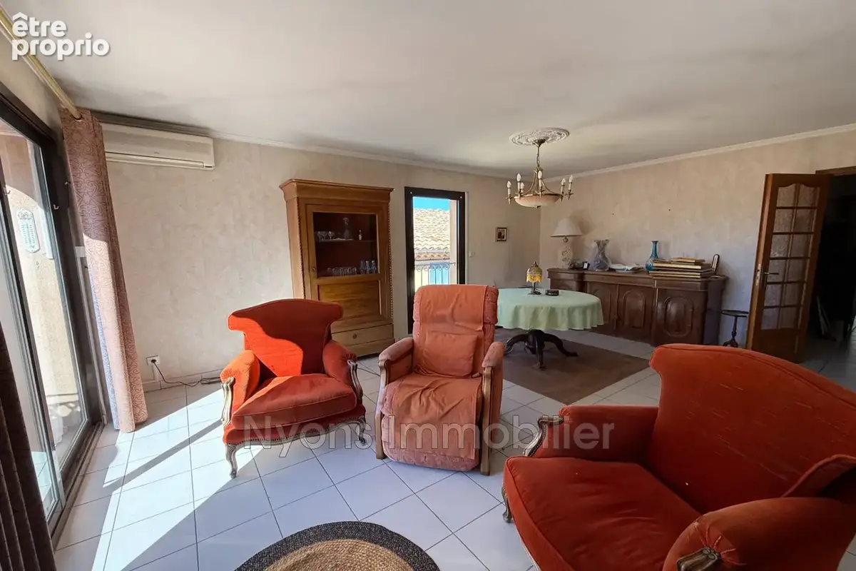 Appartement 4 pièces 94 m² à vendre à Nyons (26110) - photo 5