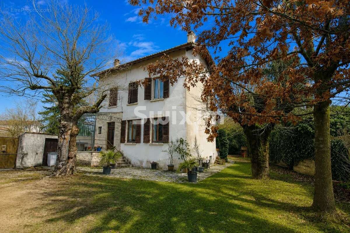 Maison à AMBERIEU-EN-BUGEY