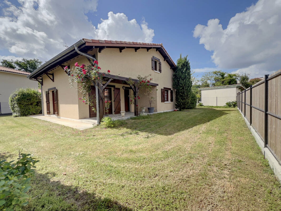 Maison à PESSAC