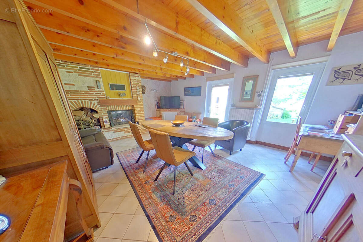 Maison Montalzat - photo 5