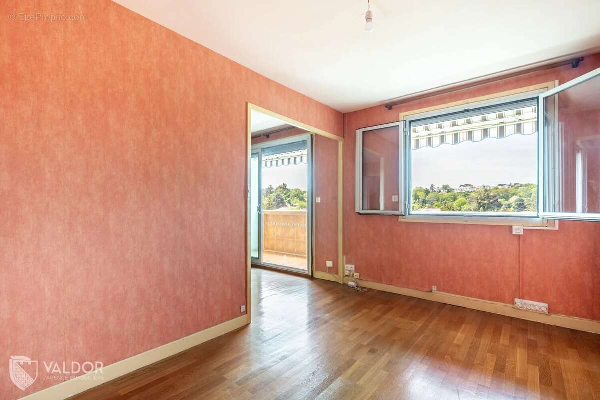 Appartement à LYON-9E