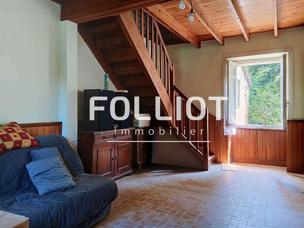 A vendre- Maison à rénover avec jardin de 1 400 m² - A moins de 10 minutes de La Haye-du-Puits - photo 5