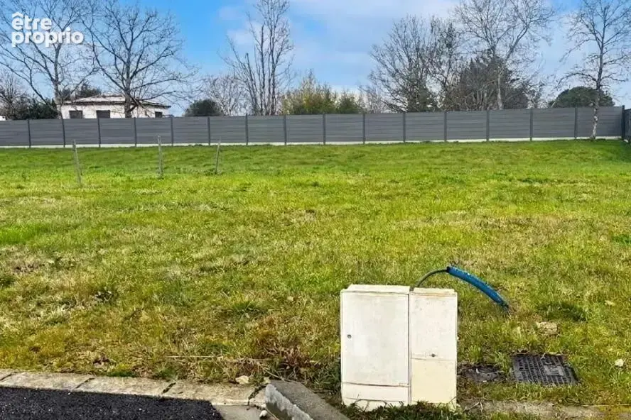 Terrain à TOURNEFEUILLE