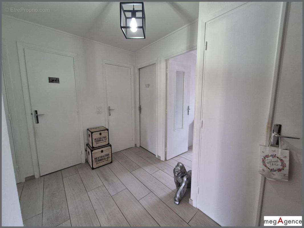 Appartement T3 traversant avec 2 balcons - photo 3