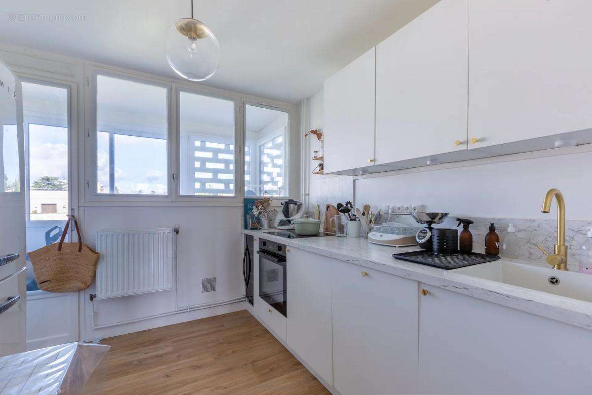 Appartement à SAINTE-FOY-LES-LYON