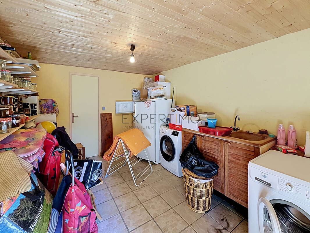 Burnand : Authentique maison en pierre avec 3 149 m2 de terrain - photo 27