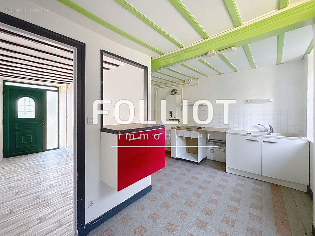 Maison à TESSY-SUR-VIRE