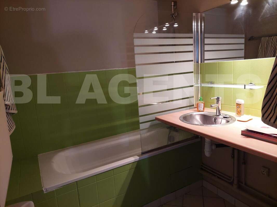 20251110_094647 - Appartement à TROYES