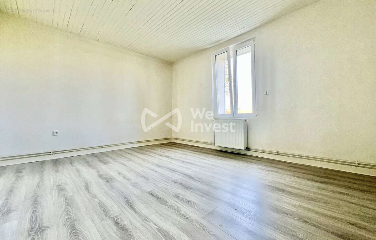 Maison 112 m² à Aigueperse  - photo 9