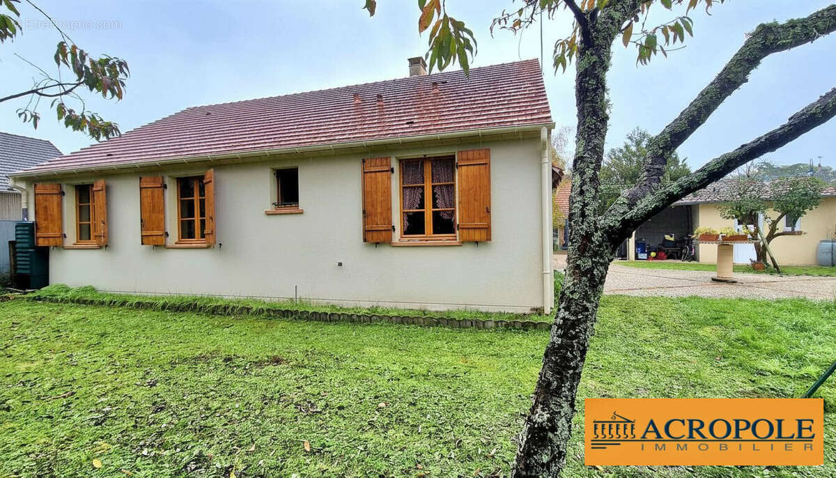 Maison à BRINON-SUR-SAULDRE