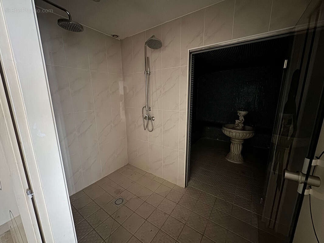 Commerce à COLOMIERS