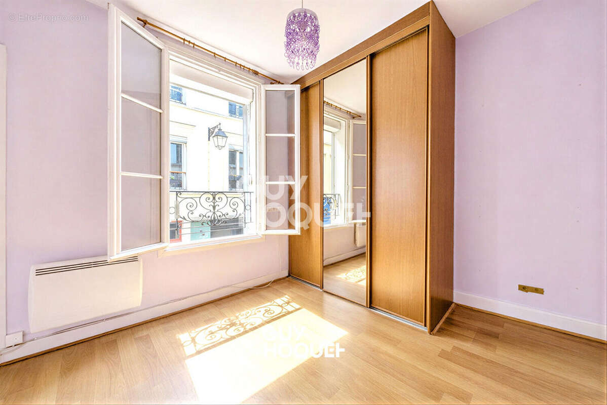 Appartement à PARIS-10E