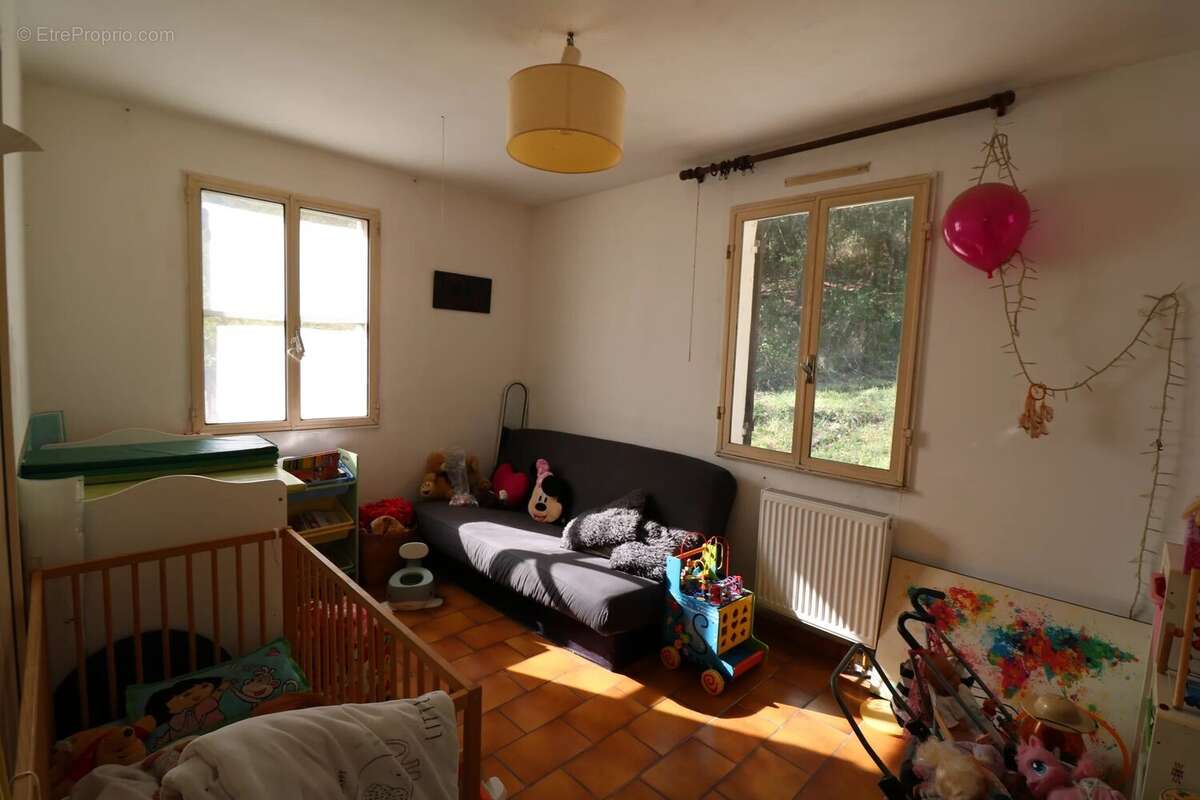 Maison à TOURRETTE-LEVENS