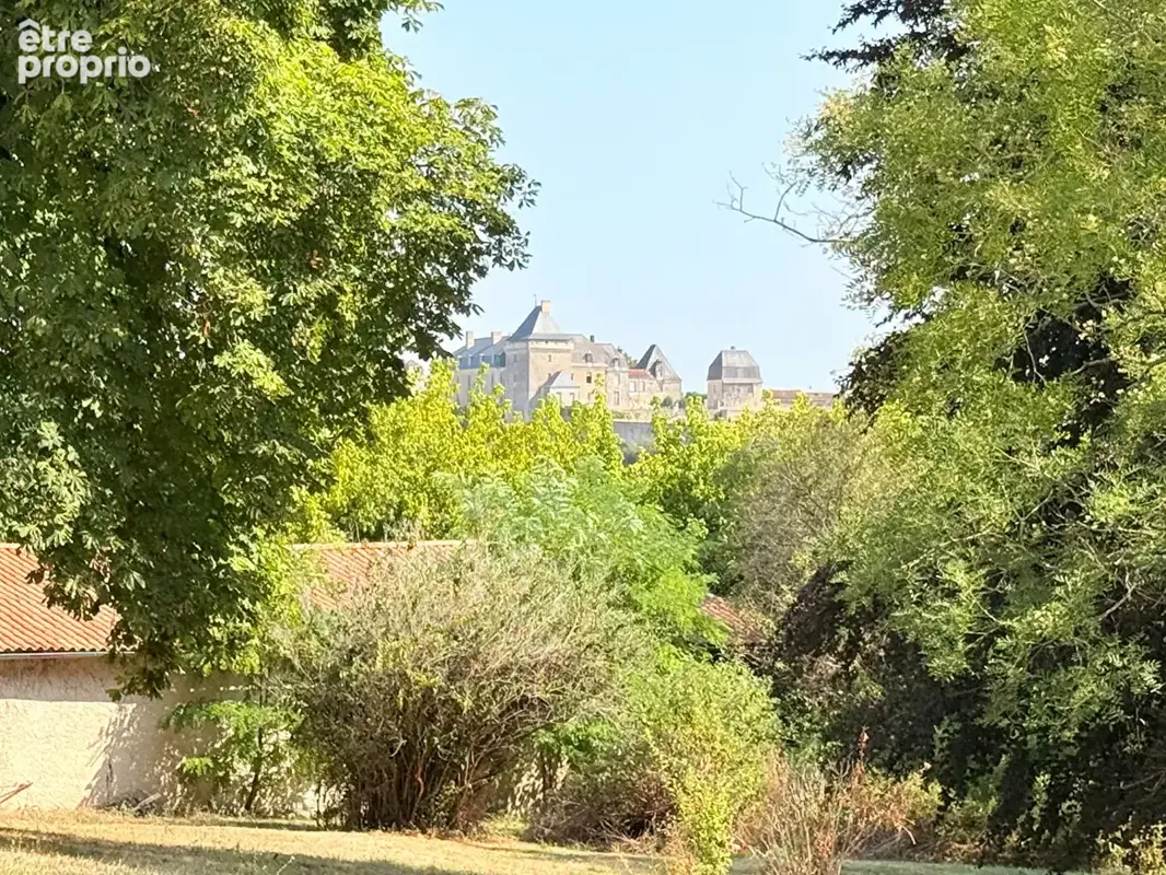 Demeure de caractère du XVIIIe siècle sur 2,16 hectares aux portes de Chalais - photo 3