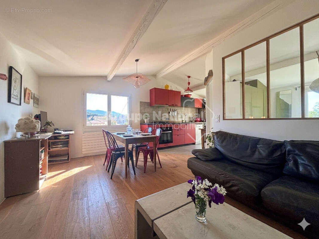 Appartement à LES PENNES-MIRABEAU