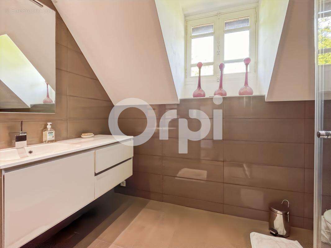 Maison à TOURNEVILLE