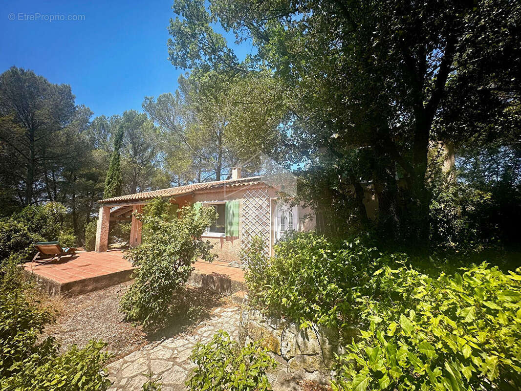 Maison 108m² à châteauneuf-le-rouge - photo 2