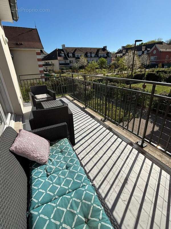 Appartement à NANDY