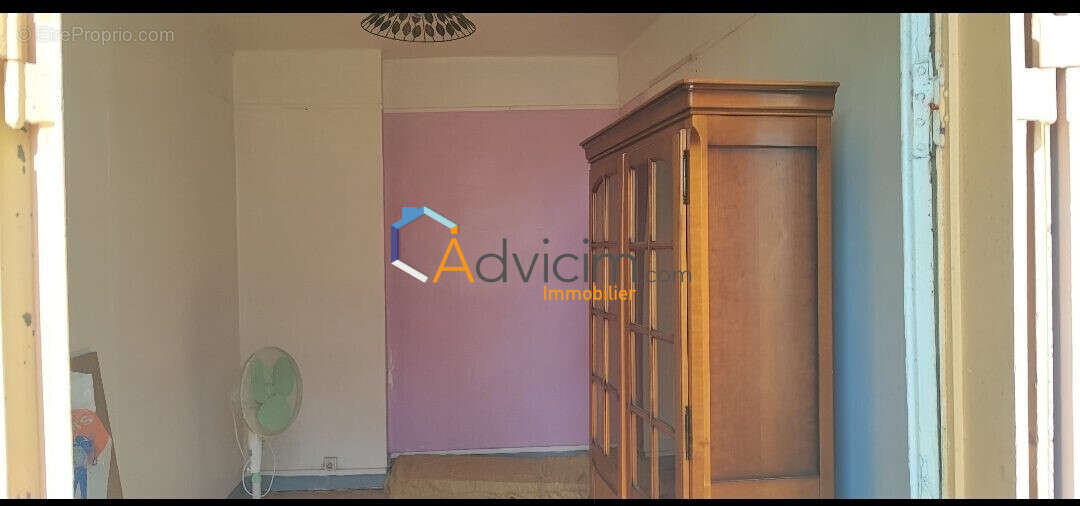 Piece 2 : 10m2 - Appartement à ISSY-LES-MOULINEAUX