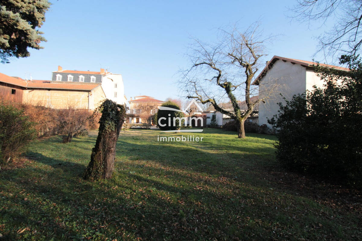 Maison à BEAUREPAIRE