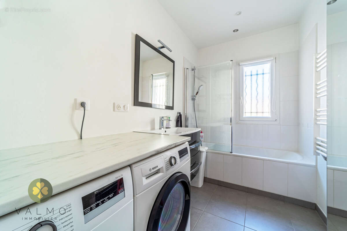 Appartement à AUBERGENVILLE