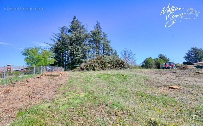 Terrain à POLLIONNAY