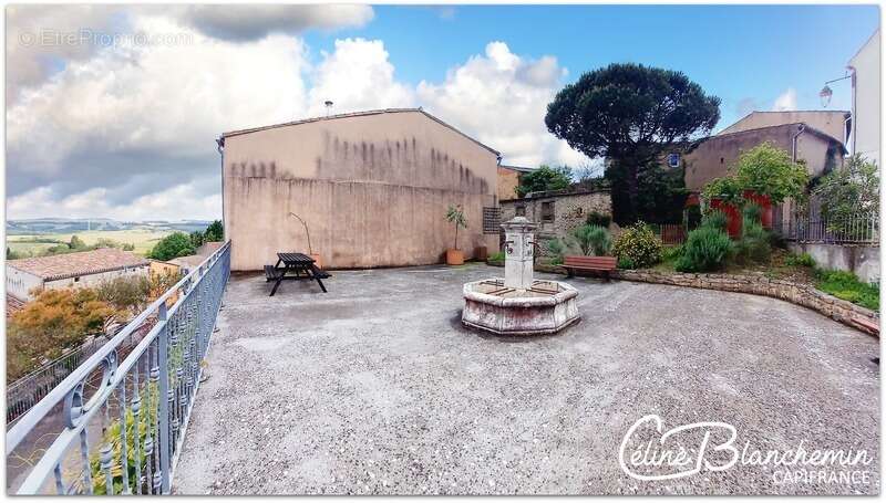 Maison à BELVEZE-DU-RAZES