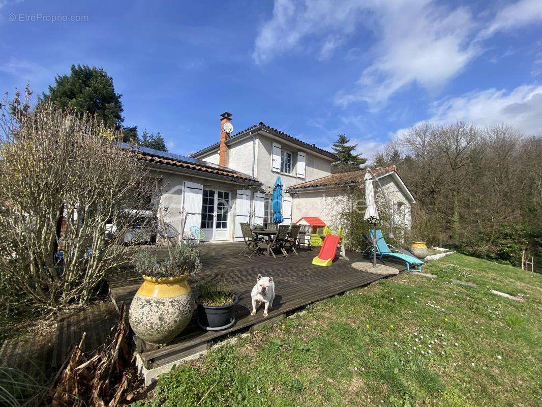 Maison, 5 chambres, grand jardin et atelier - photo 4