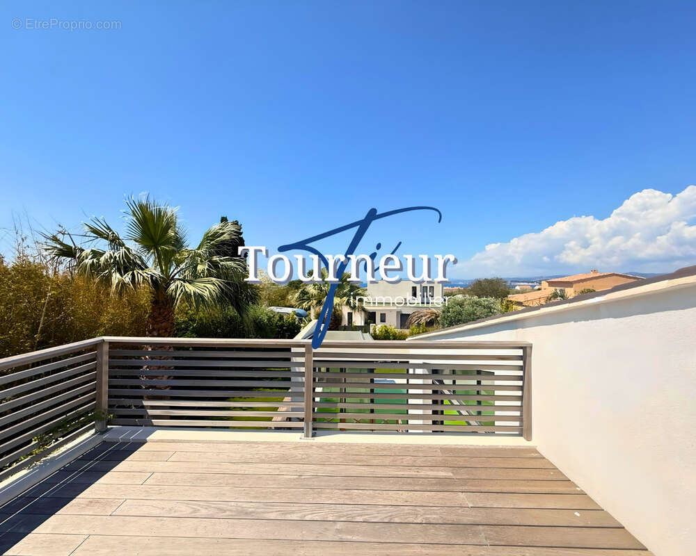 Maison à SIX-FOURS-LES-PLAGES