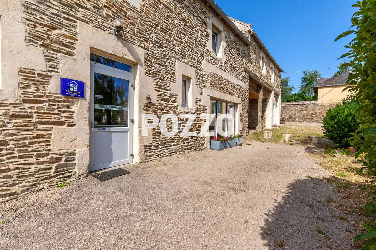 Maison à BANNEVILLE-SUR-AJON