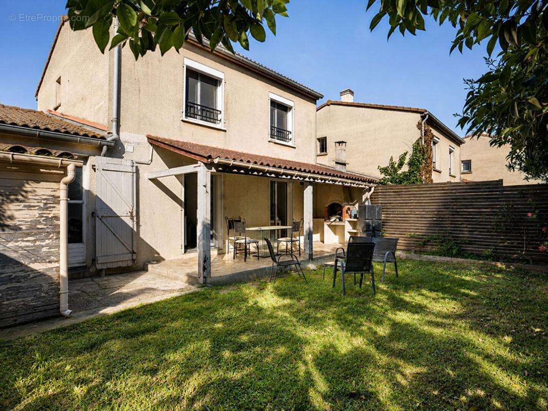 Maison à PALAJA