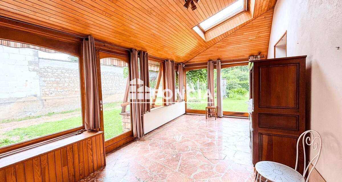 Maison à CHATELLERAULT