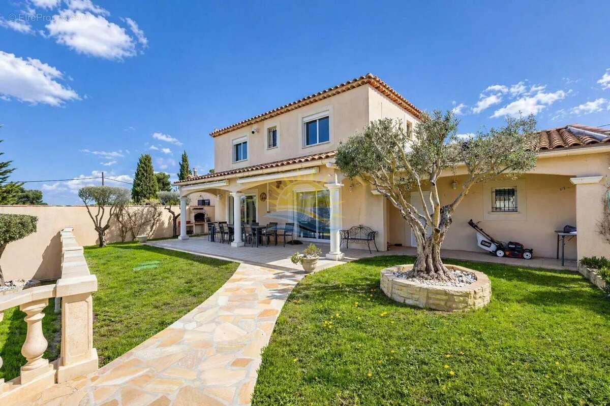 Maison à MARTIGUES