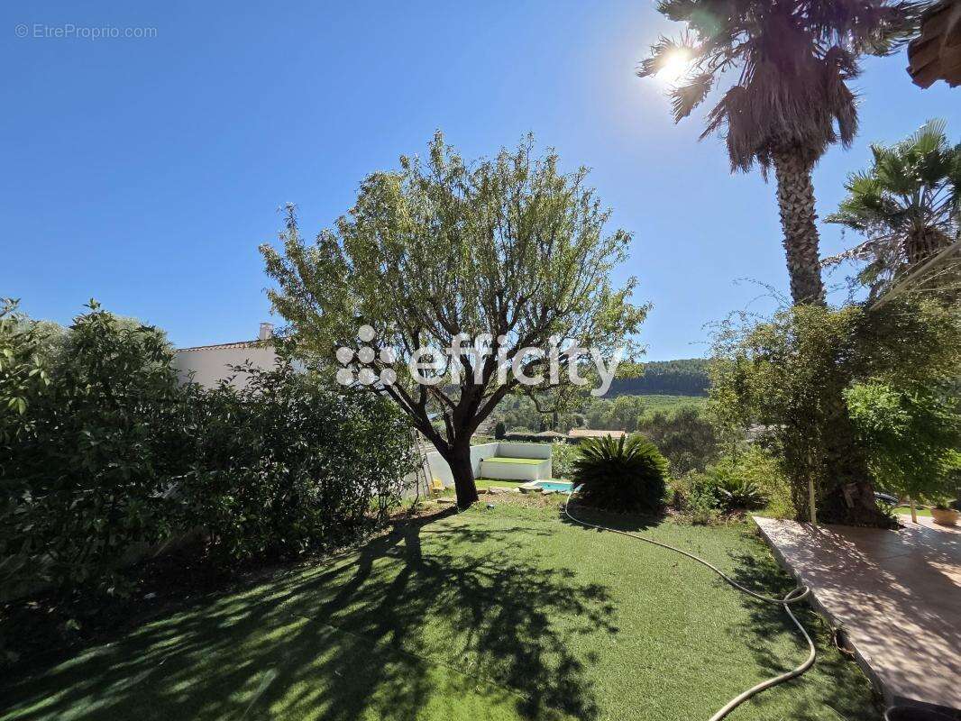 Maison 136 m² à Le Castellet  - photo 15