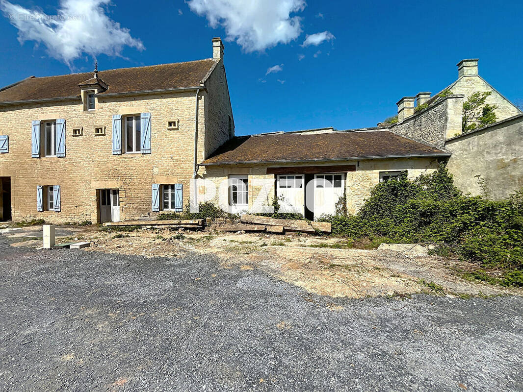 Maison à DOUVRES-LA-DELIVRANDE