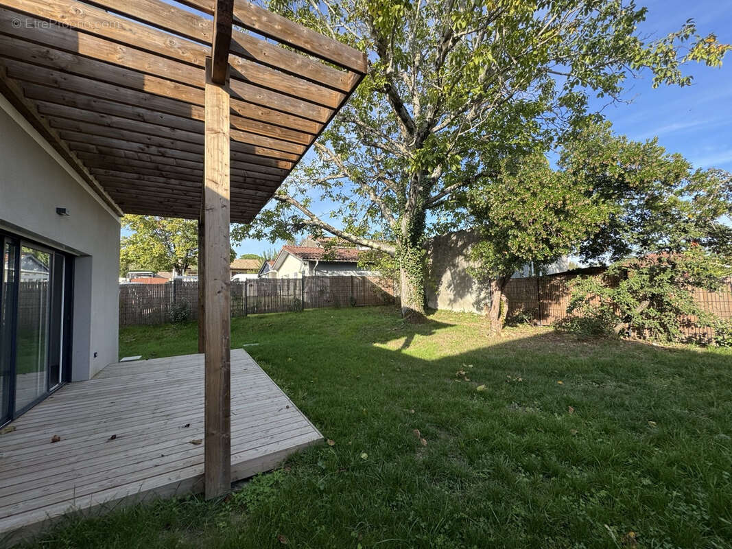 Maison à ARTIGUES-PRES-BORDEAUX