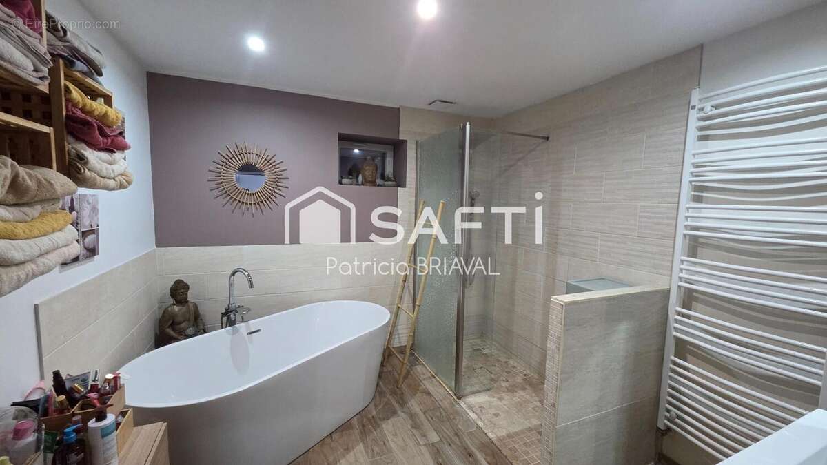 Maison 123 m² à Ablain-Saint-Nazaire  - photo 8