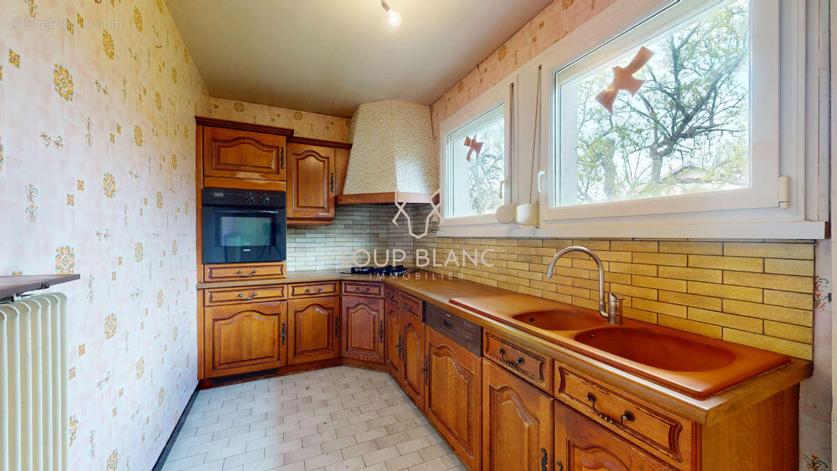 Maison à PONT-DE-ROIDE