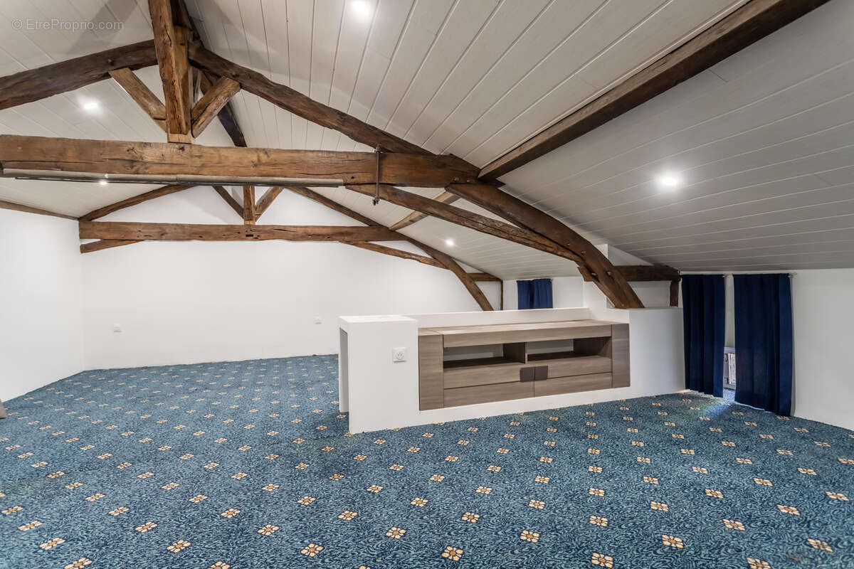 Maison à MONFLANQUIN