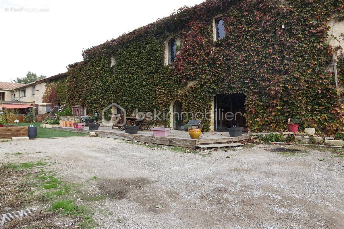 Appartement à LUNEL