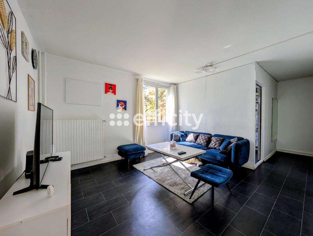 Appartement à EPINAY-SUR-SEINE