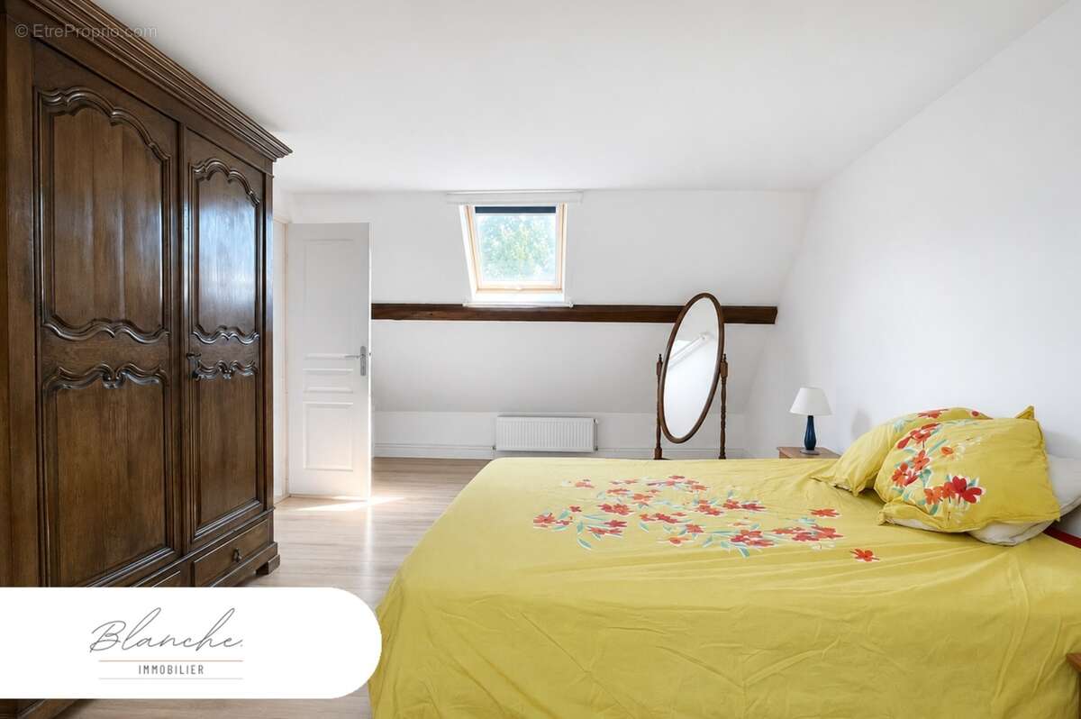 Maison à vendre 4 pièces RUMEGIES (59) - photo 8
