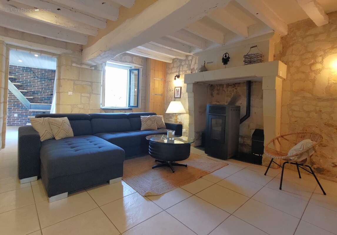 Maison 116 m² à Brissac-Quince  - photo 2