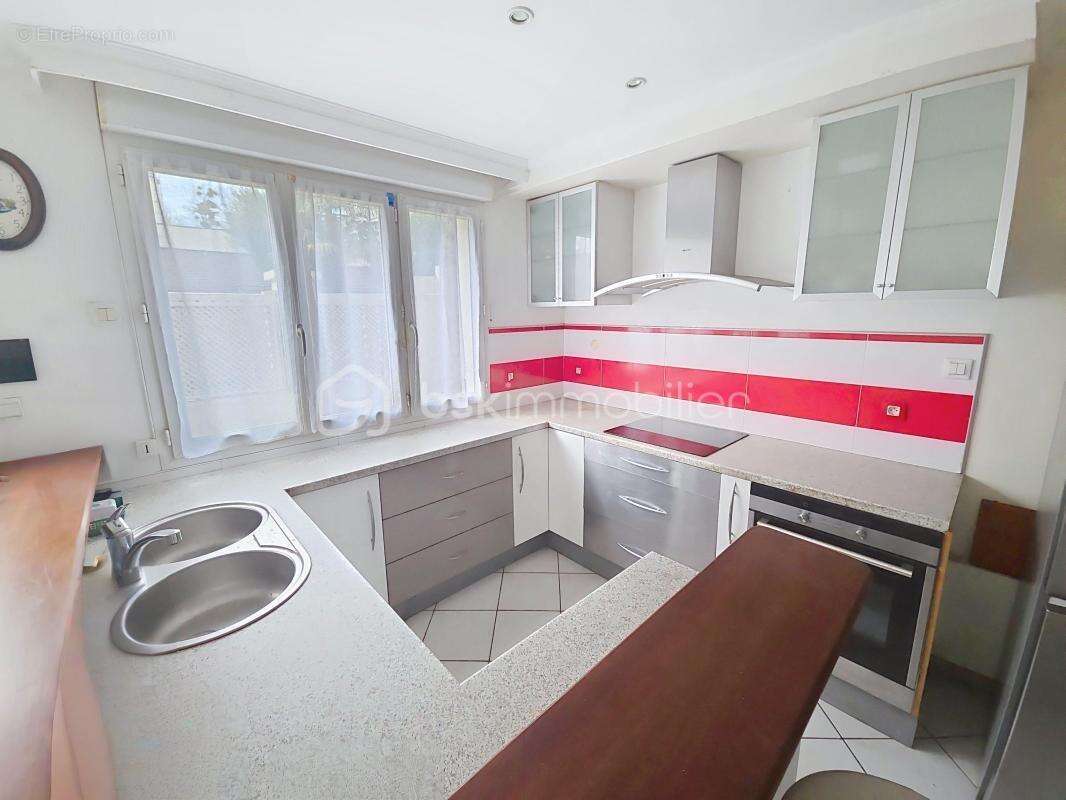 Maison à NEUILLY-SUR-MARNE