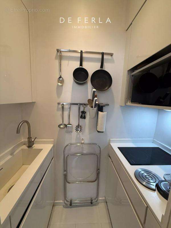 Appartement à PARIS-7E