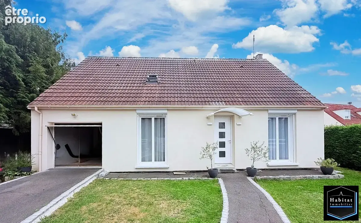 Maison à LE PLESSIS-BELLEVILLE