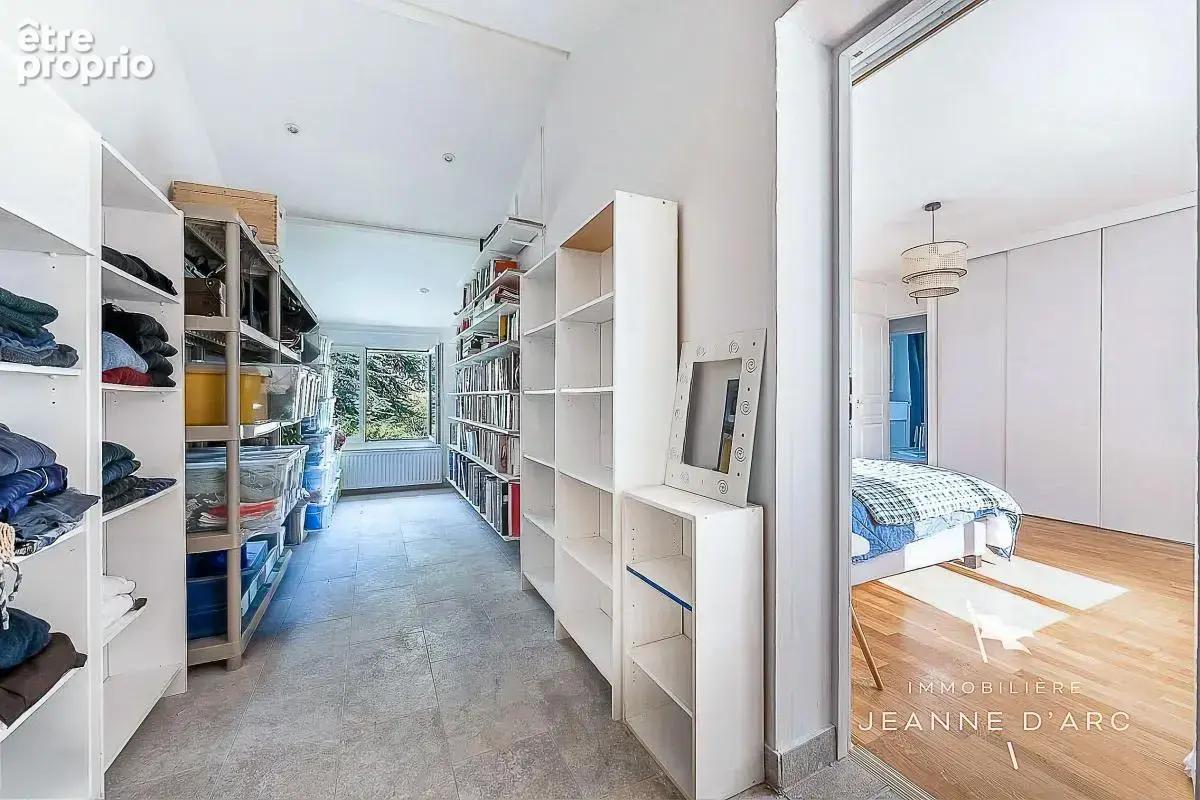 Les Loges-en-Josas – Maison familiale de 190 m², 5 chambres et jardin - photo 11